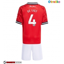 Otroške Nogometnih dresov Manchester United Matthijs de Ligt #4 Domači 2025-26 Kratki rokavi (+ hlače)